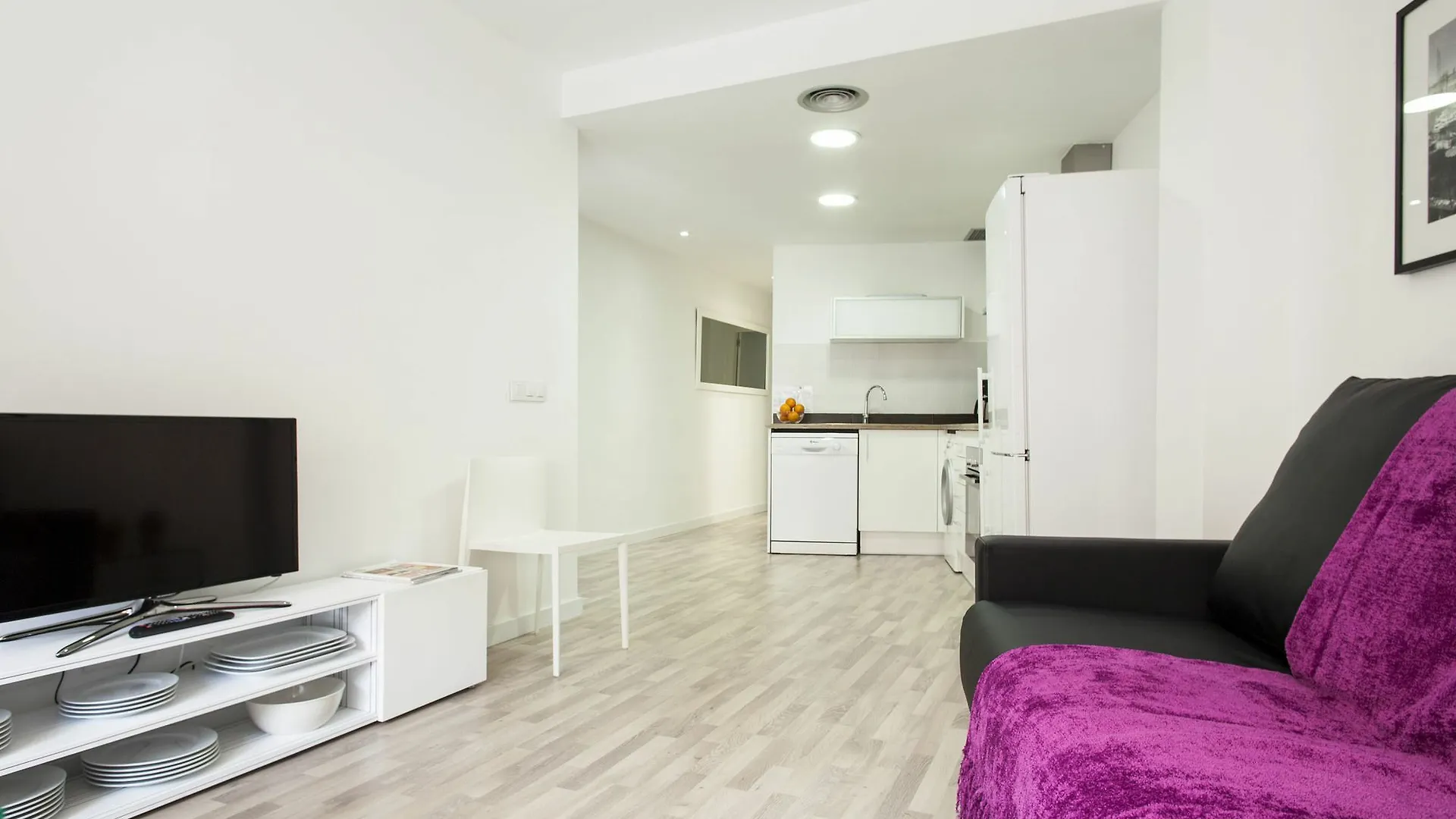 ברצלונה Habitat Apartments Blanca ספרד
